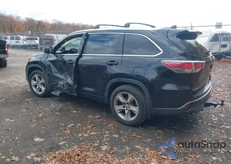 2015 Toyota Highlander Limited Platinum V6 z USA, uszkodzony, nr VIN 5TDDKRFH0FS194273